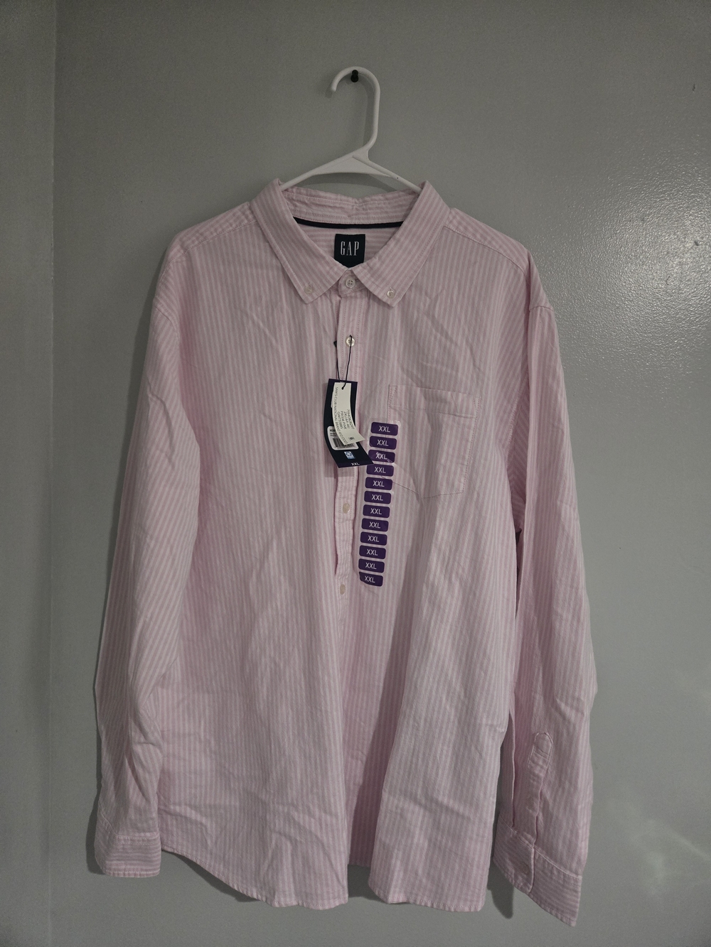 GAP Men’s Light Pink Striped Long-Sleeve Button-Up Shirt